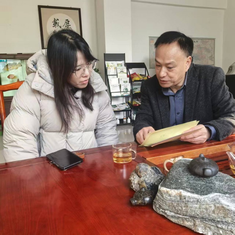 Mr. Cao จาก Zhejiang เยี่ยมชมโรงงานอาหาร Baosheng สําหรับการตรวจสอบทัวร์